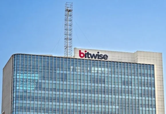 Bitwise CIO: Crypto Can Survive CLARITY Act Failure, Not the Wait