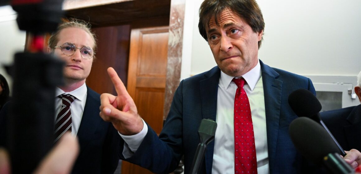 MIT professor says AI risks are uniting Bernie Sanders, Steve Bannon and lawmakers on Capitol Hill